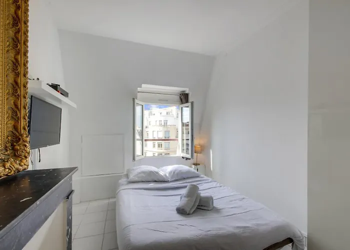 Tiny House St Honore